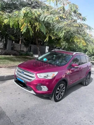 Ford Kuga 2017 Red Used for Sale
