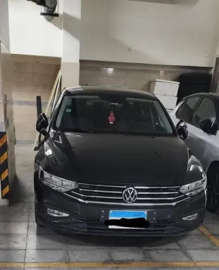 Volkswagen Passat 2021 Gray Used for Sale