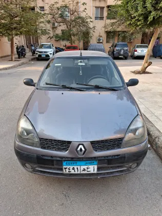 رينو كليو 2001 أبيض مستعملة للبيع
