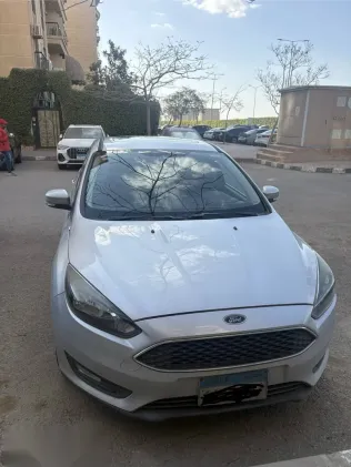 فورد فوكس 2018 فضي مستعملة للبيع