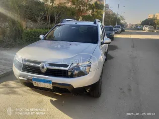 رينو داستر 2012 فضي مستعملة للبيع