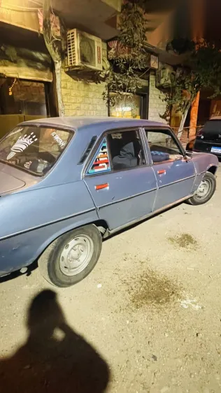 بيجو 504 1976 أزرق غامق مستعملة للبيع