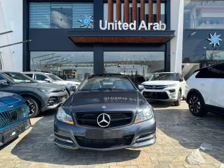 مرسيدس C 180 2013 أبيض مستعملة للبيع