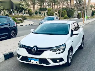 رينو ميجان 2020 أبيض مستعملة للبيع
