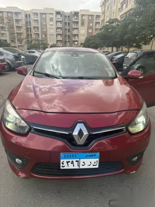 Renault Fluence 2015 Red Used for Sale