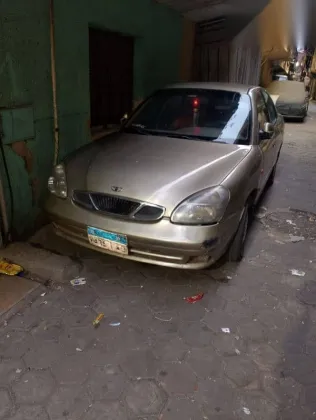 Daewoo Nubira 1999 Gold Used for Sale