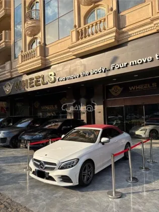 مرسيدس C 180 2019 أبيض مستعملة للبيع