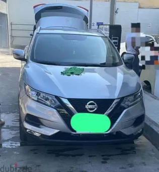 نيسان قشقاي 2021 فضي مستعملة للبيع