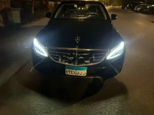 مرسيدس C 180 2018 أسود مستعملة للبيع
