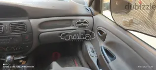 رينو ميجان 2001 أخضر مستعملة للبيع