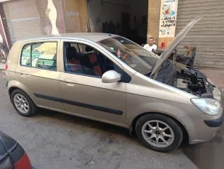 هيونداي جيتز 2008 ذهبي مستعملة للبيع