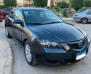 مازدا 3 2008 أزرق غامق مستعملة للبيع