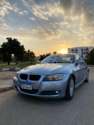 بي ام دبليو 316 2015 أبيض مستعملة للبيع