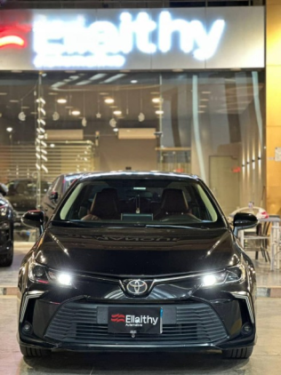 Toyota Corolla 2021 White Used for Sale
