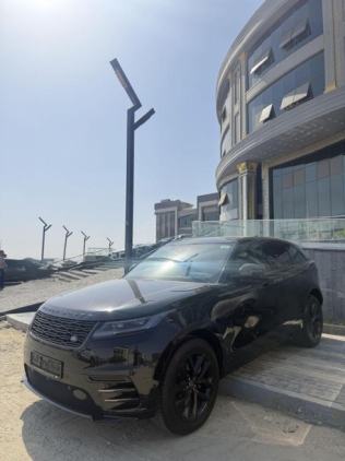 Land Rover Velar 2025 Black Used for Sale