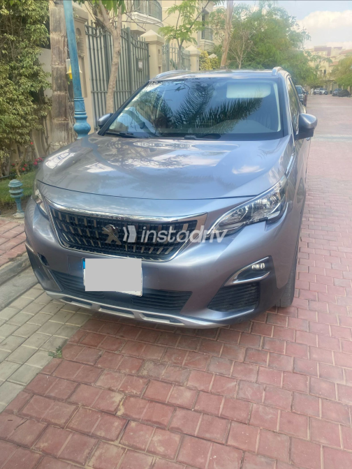 بيجو 3008 2020 رمادي مستعملة للبيع - 4